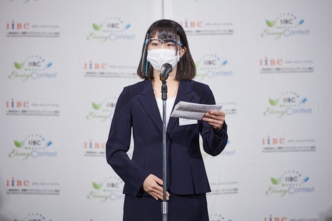アルムナイ特別賞審査員 近 由梨子 様