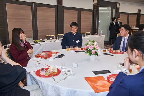 懇親会