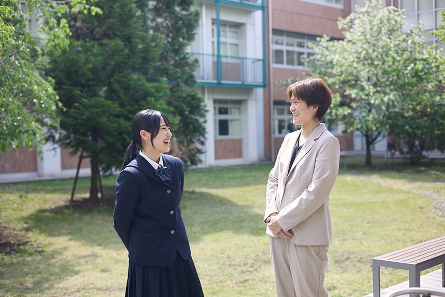 横須賀先生と篠原さん