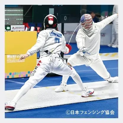 フェンシングの試合の様子