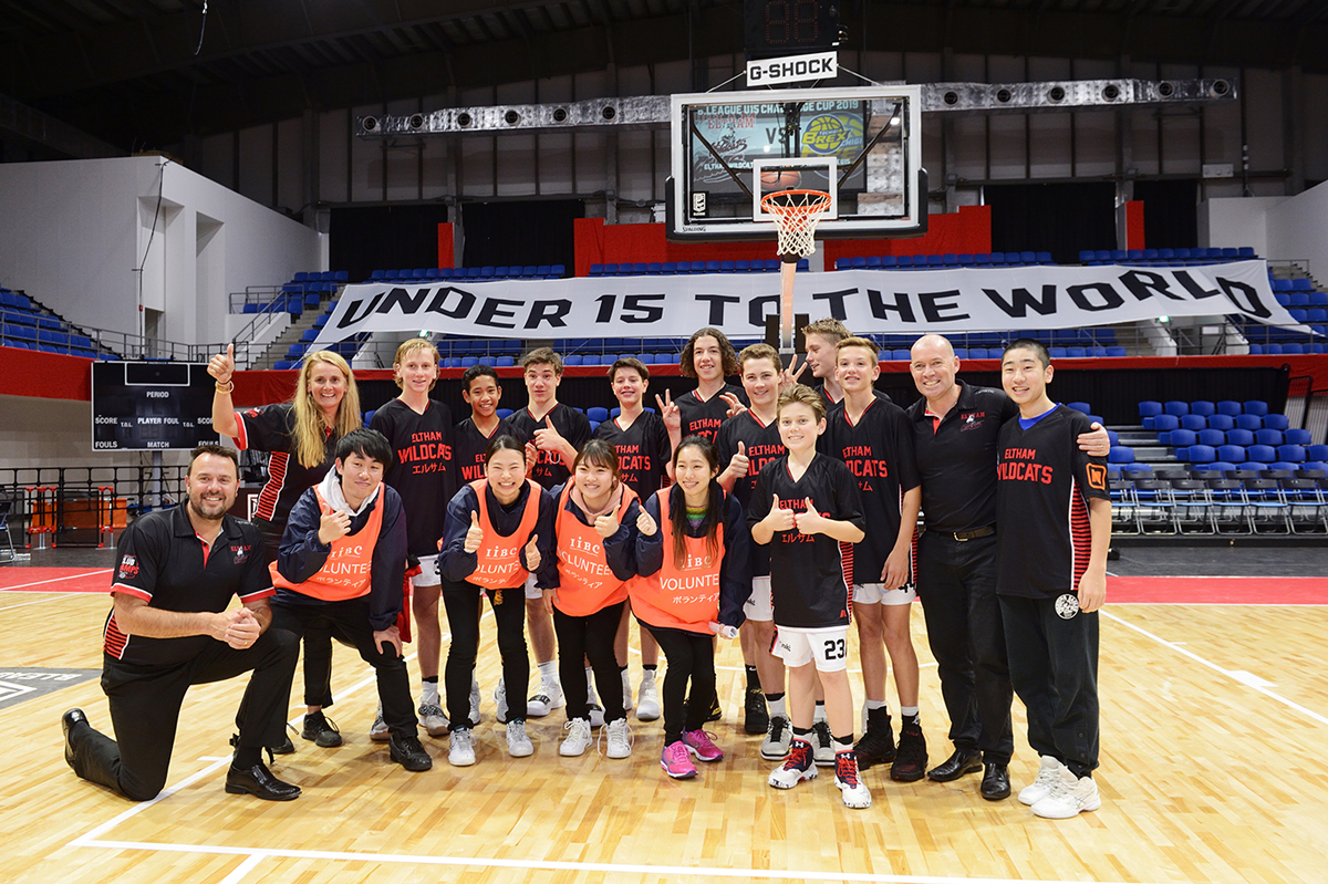 B.LEAGUE U15 CHALLENGE CUP 2019豪選手ボランティア集合写真
